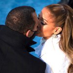 Jennifer Lopez Obtains Congratulatory Kiss From A-Rod After Launch Efficiency